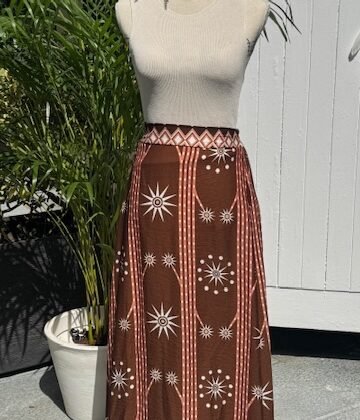 Falda estampada marron