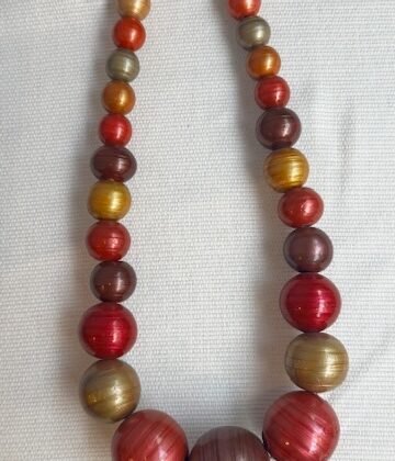 Collar africano bolas