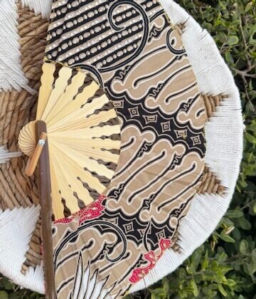 Abanico Beige y Negro