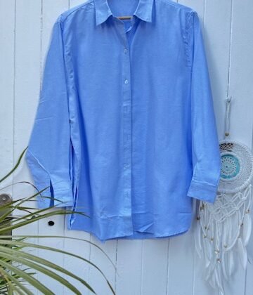 Camisa basic Celeste